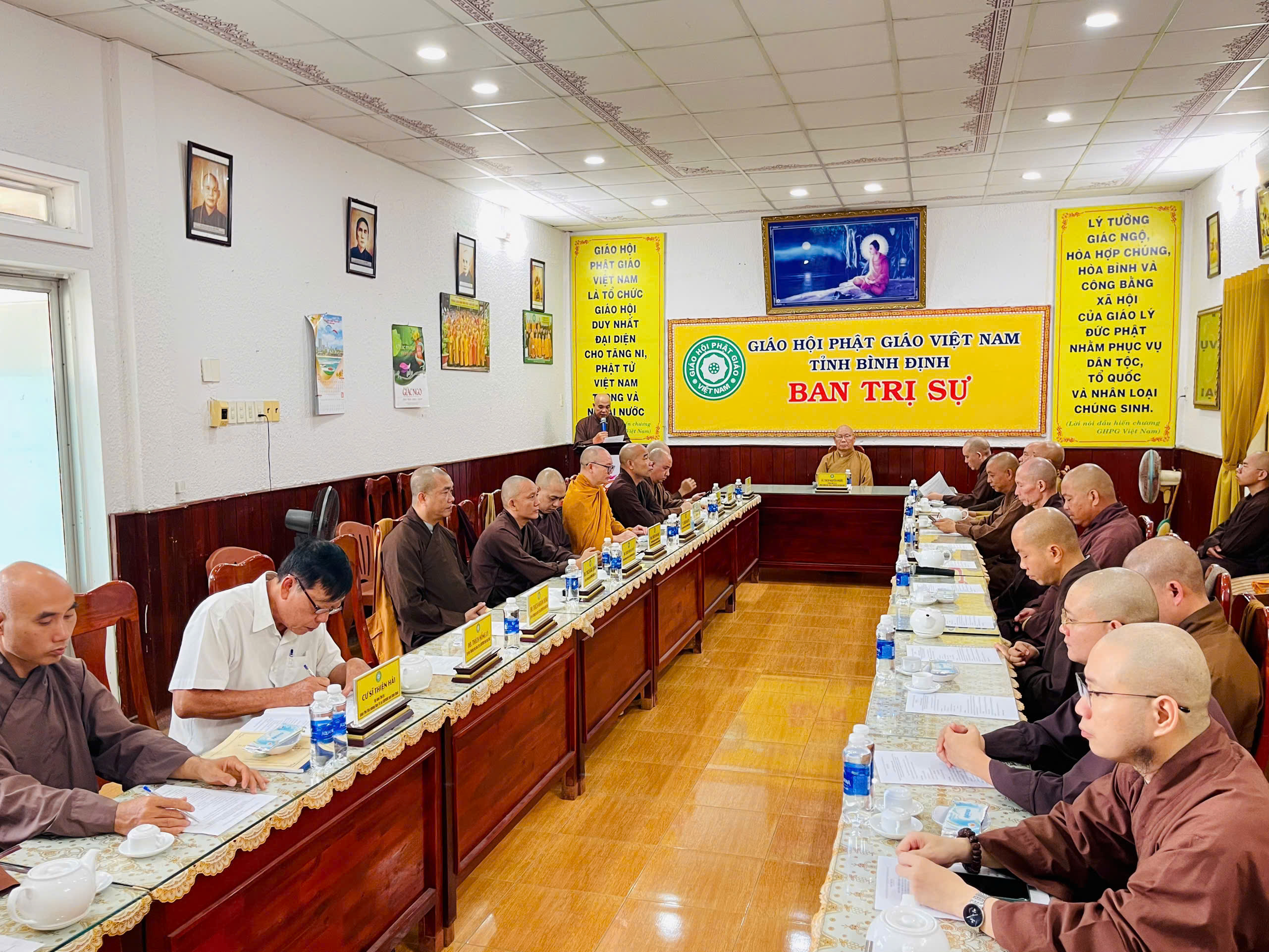 Hội nghị trao quyết định dừng hoạt động Ban Trị sự GHPGVN huyện, thị xã, thành phố nhiệm kỳ 2021 - 2026